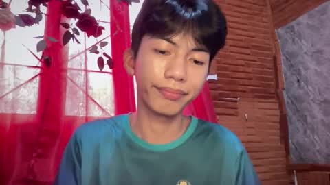 lovelyboy_jm online show from May 15, 2026, 11:34 pm