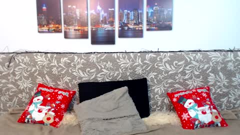 Snapshot of lovelybrowniee chatting on December 20, 2024, 1:11 pm LovelyBrownie online show from December 20, 2024, 1:11 pm