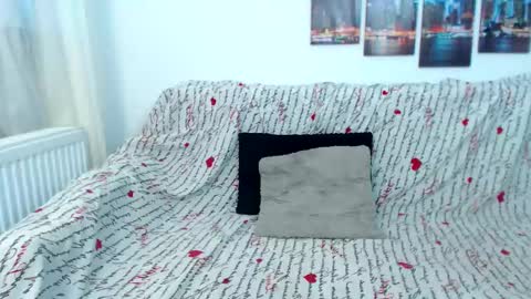 Snapshot of lovelybrowniee chatting on February 25, 2025, 12:24 pm LovelyBrownie online show from February 25, 2025, 12:24 pm