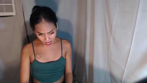 Snapshot of lovelycarmilla chatting on November 25, 2025, 12:38 pm Carnilla online show from November 25, 2025, 12:38 pm