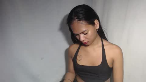 Snapshot of lovelycarmilla chatting on February 13, 2026, 9:49 am Carnilla online show from February 13, 2026, 9:49 am