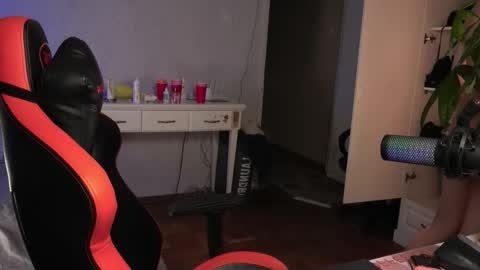 Snapshot of lovelydany3 chatting on November 23, 2025, 12:27 pm lovelydany3 online show from November 23, 2025, 12:27 pm