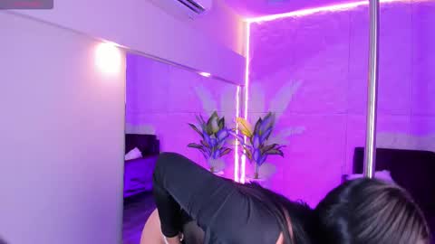 Snapshot of lovelyeyesx chatting on September 9, 2025, 5:34 pm Lovely online show from September 9, 2025, 5:34 pm