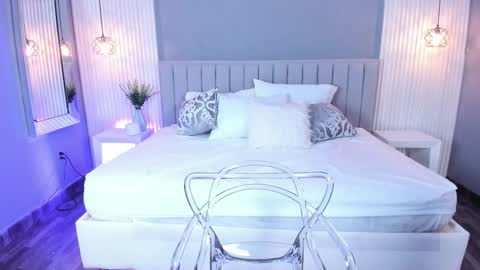 Snapshot of lovelyeyesx chatting on September 28, 2025, 10:59 pm Lovely online show from September 28, 2025, 10:59 pm