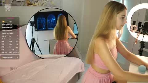 Snapshot of lovelygracee chatting on June 14, 2026, 2:41 pm lovelygracee online show from June 14, 2026, 2:41 pm