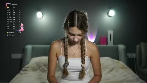 lovelygracee online show from August 2, 2026, 3:43 pm