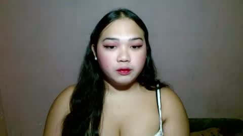Snapshot of lovelyhot_christinexx chatting on September 15, 2025, 4:12 am Christine online show from September 15, 2025, 4:12 am
