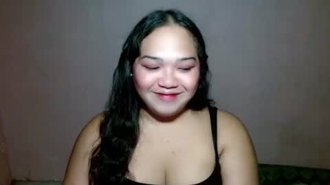 Snapshot of lovelyhot_christinexx chatting on September 17, 2025, 6:59 am Christine online show from September 17, 2025, 6:59 am