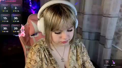 Snapshot of lovelykristii chatting on June 15, 2026, 10:23 pm hristie online show from June 15, 2026, 10:23 pm