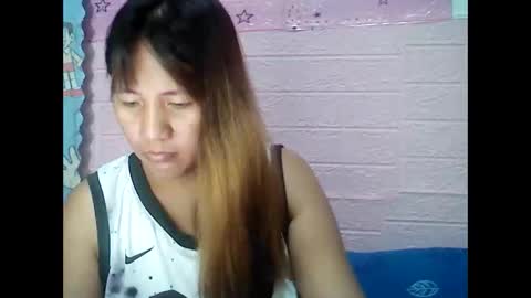 Snapshot of lovelyladylynxxx chatting on March 4, 2025, 9:32 pm LocwlyLSYlYNXXX online show from March 4, 2025, 9:32 pm