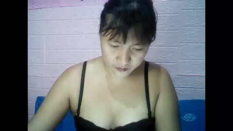 Snapshot of lovelyladylynxxx chatting on March 5, 2025, 2:46 am LocwlyLSYlYNXXX online show from March 5, 2025, 2:46 am
