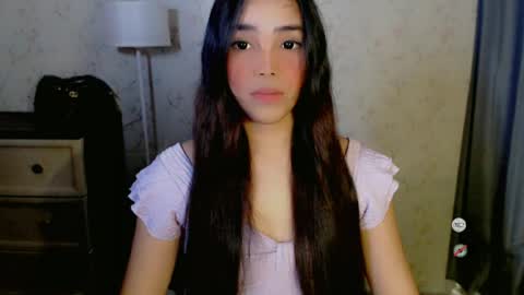 Snapshot of lovelylaiza chatting on June 27, 2026, 8:19 am Cutie Laiza online show from June 27, 2026, 8:19 am