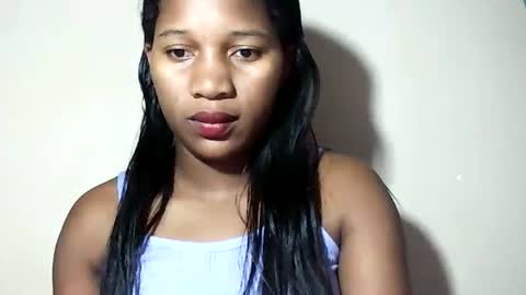 Snapshot of lovelylarra chatting on July 5, 2026, 7:48 am lovelylarra online show from July 5, 2026, 7:48 am