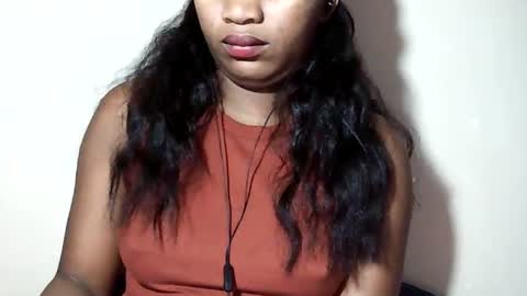 Snapshot of lovelylarra chatting on July 12, 2026, 8:49 am lovelylarra online show from July 12, 2026, 8:49 am
