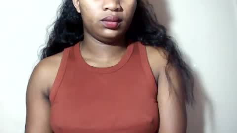 Snapshot of lovelylarra chatting on July 24, 2026, 10:02 am lovelylarra online show from July 24, 2026, 10:02 am