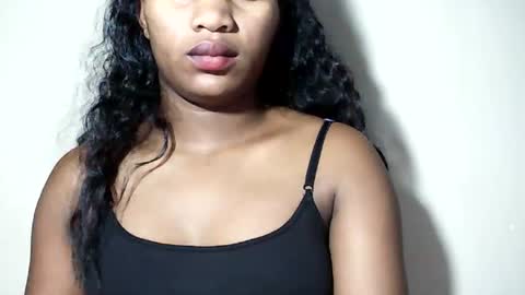 Snapshot of lovelylarra chatting on July 30, 2026, 9:47 pm lovelylarra online show from July 30, 2026, 9:47 pm