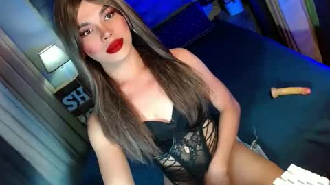 lovelymiss_shyna11 online show from January 7, 2026, 12:07 pm