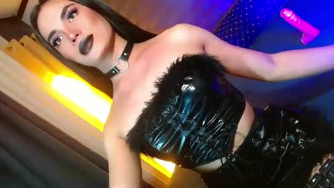 lovelymiss_shyna11 online show from May 21, 2026, 7:59 am