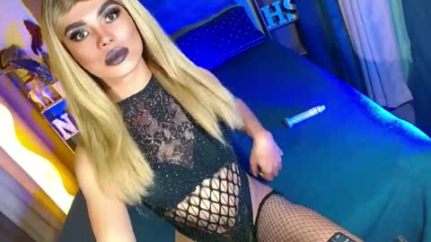 lovelymiss_shyna11 online show from June 23, 2026, 7:56 pm