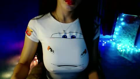 lovelypetite143 online show from April 10, 2026, 8:30 am
