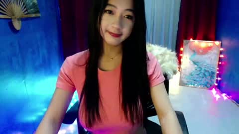 lovelypetite143 online show from July 21, 2026, 6:21 pm
