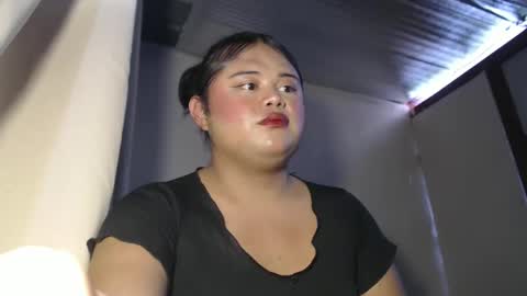 Snapshot of lovelypinaychubsx chatting on January 2, 2025, 7:12 am lovely online show from January 2, 2025, 7:12 am