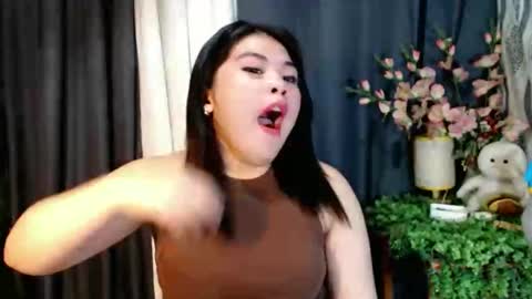 Rhean online show from September 26, 2025, 8:18 am