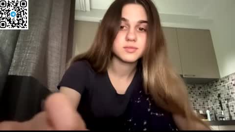 Snapshot of lovelysilk_63 chatting on June 7, 2026, 8:29 am ELA online show from June 7, 2026, 8:29 am