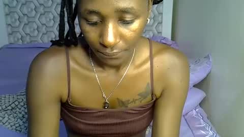 lovelytin online show from December 18, 2025, 11:00 pm