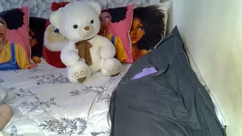 lovelytin online show from March 13, 2026, 2:56 pm