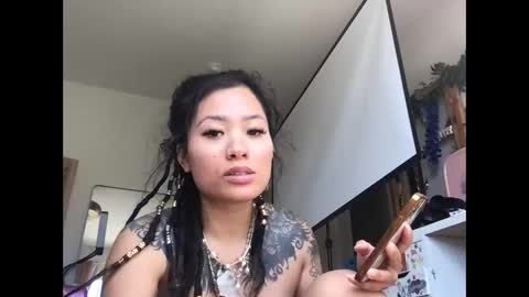 Snapshot of lovelyxmacii chatting on April 5, 2026, 10:07 pm lovelyxmacii online show from April 5, 2026, 10:07 pm