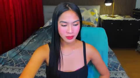 Snapshot of lovemarie19x chatting on October 21, 2025, 4:13 am pauleen online show from October 21, 2025, 4:13 am