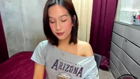 Snapshot of loveme_fiona chatting on May 20, 2026, 12:39 am loveme_fiona online show from May 20, 2026, 12:39 am