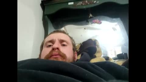Snapshot of lovepussy1998xb chatting on December 31, 2024, 12:21 am Lovepussy1998xb online show from December 31, 2024, 12:21 am