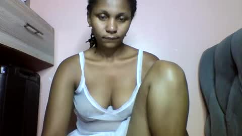 lovergal257 online show from April 24, 2026, 8:33 pm
