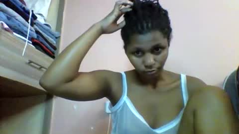 lovergal257 online show from May 1, 2026, 6:51 am