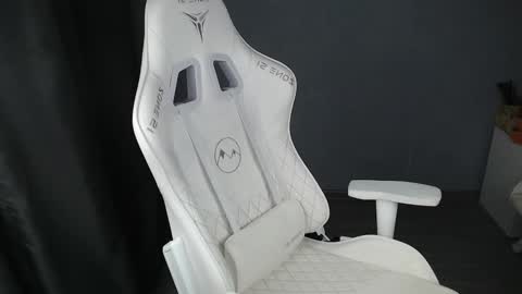 Snapshot of lovers613228 chatting on October 11, 2025, 6:39 pm lovers613228 online show from October 11, 2025, 6:39 pm