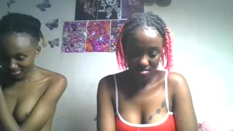 Snapshot of lovers_oncam chatting on July 3, 2026, 7:09 pm RedJoy online show from July 3, 2026, 7:09 pm