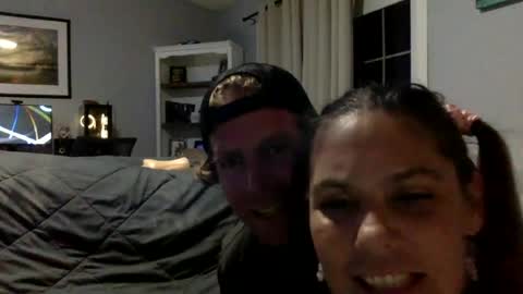 sexyravers online show from July 12, 2026, 8:38 am