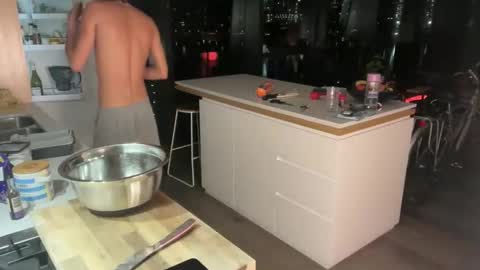 Leo Loves online show from February 15, 2026, 11:52 am