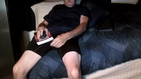 Snapshot of lovesex6565 chatting on September 24, 2025, 7:33 am just here to have fun and cum online show from September 24, 2025, 7:33 am