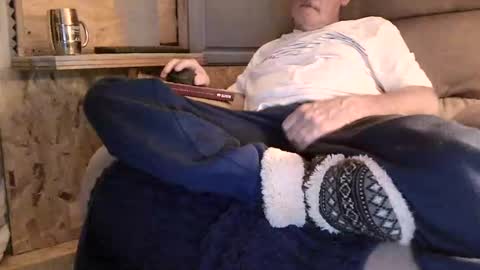 Snapshot of lovesex6565 chatting on November 15, 2025, 12:13 pm just here to have fun and cum online show from November 15, 2025, 12:13 pm