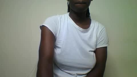 loveslut_ online show from February 16, 2026, 5:03 am