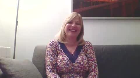 Marlyn online show from January 10, 2025, 5:56 pm