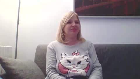 Marlyn online show from January 10, 2025, 8:59 pm