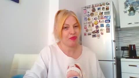 Snapshot of lovestar544963 chatting on May 15, 2026, 12:12 pm Marlyn online show from May 15, 2026, 12:12 pm