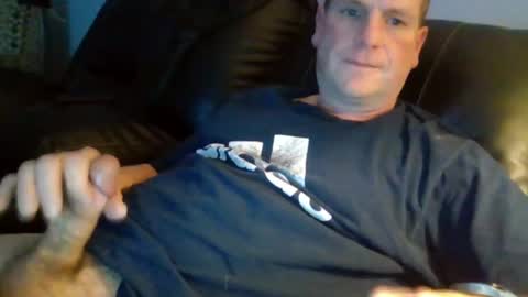 Snapshot of lovetocum37 chatting on January 31, 2025, 2:37 am lovetocum37 online show from January 31, 2025, 2:37 am