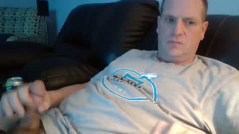 Snapshot of lovetocum37 chatting on February 17, 2026, 1:46 am lovetocum37 online show from February 17, 2026, 1:46 am