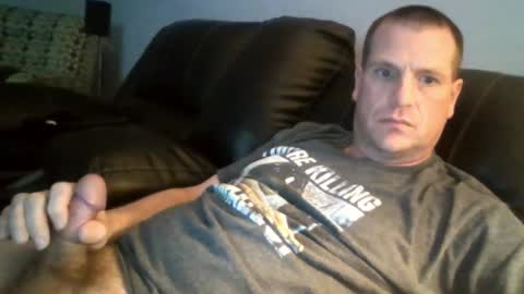 Snapshot of lovetocum37 chatting on March 15, 2026, 10:05 pm lovetocum37 online show from March 15, 2026, 10:05 pm