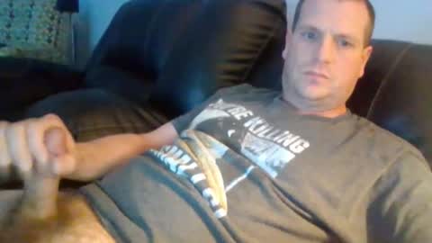 Snapshot of lovetocum37 chatting on March 16, 2026, 7:40 pm lovetocum37 online show from March 16, 2026, 7:40 pm